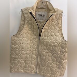 Coach Quilted cream zip vest Large
